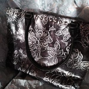 Patricia nash tote